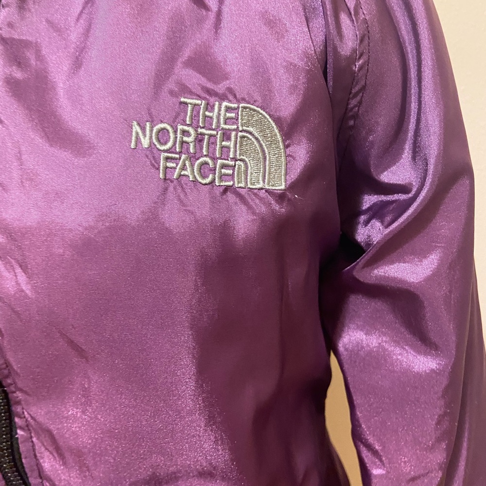 The North Face Reversible Jacket - Picture 3 of 11